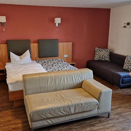 Hotel Garni Demmel & Cie Rohrsheim Luaran gambar