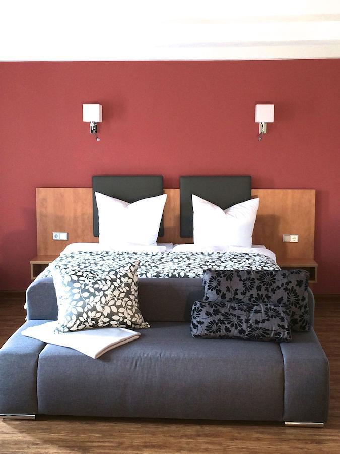Hotel Garni Demmel & Cie Rohrsheim Luaran gambar